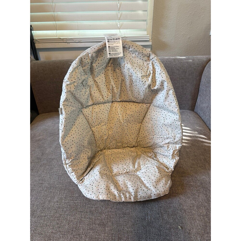 Stokke Clikk Cover for High Chair in Polka dot Nordic grey